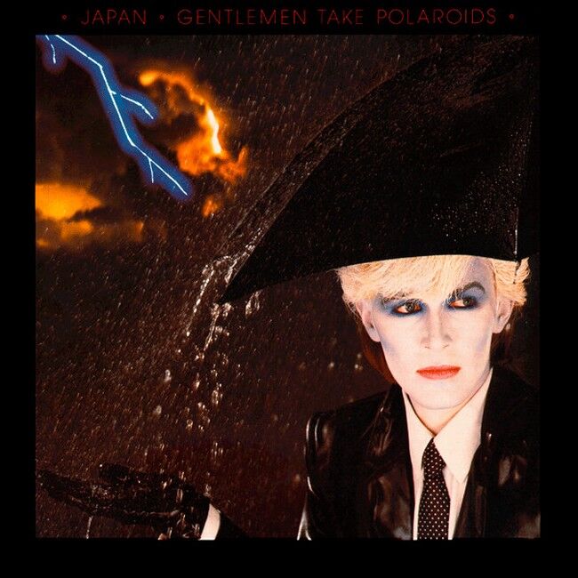 Japan – Gentlemen Take Polaroids