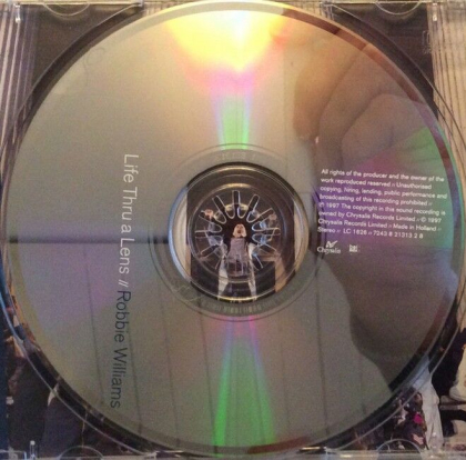 Robbie Williams &ndash; Life Thru A Lens - фото 3