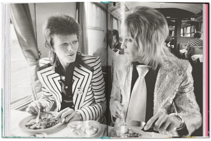 Mick Rock. The Rise of David Bowie. 1972-1973 - фото 7