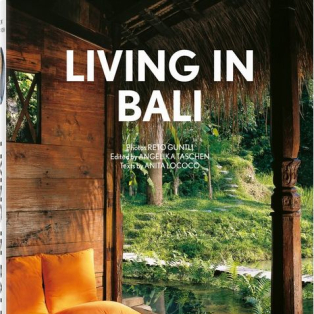 Living in Bali. 40th Ed.
