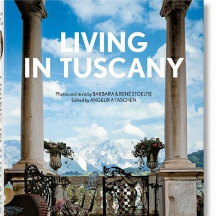 Living in Tuscany. 40th Ed.