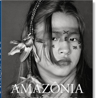 Sebastiao Salgado. Amazonia