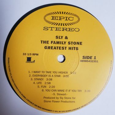 Sly &amp; The Family Stone - Greatest Hits - фото 3