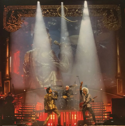 Queen + Adam Lambert &ndash; Live Around The World - фото 5