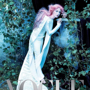 Vogue: Fantasy & Fashion