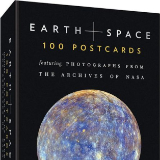 Earth and Space. 100 Postcards. Featuring Photographs from the Archives of NASA