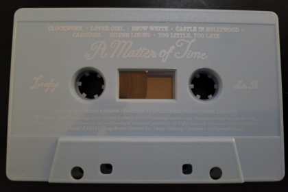 Laufey &ndash; A Matter Of Time - фото 3