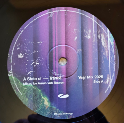 Armin van Buuren &ndash; A State Of Trance Year Mix 2025 - фото 5