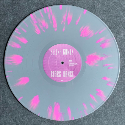 Selena Gomez &ndash; Stars Dance - фото 3