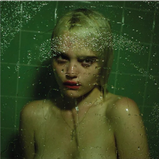Sky Ferreira – Night Time, My Time