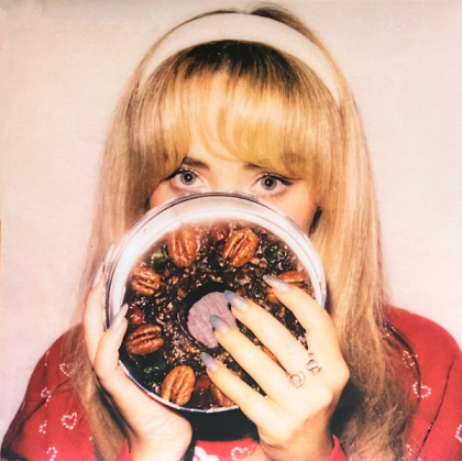 Sabrina Carpenter &ndash; Fruitcake - фото 1