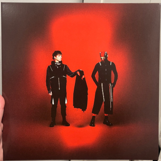 Twenty One Pilots – Breach Twenty One Pilots – Breach