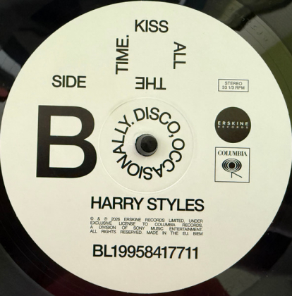 Harry Styles &ndash; Kiss All The Time. Disco, Occasionally. - фото 5