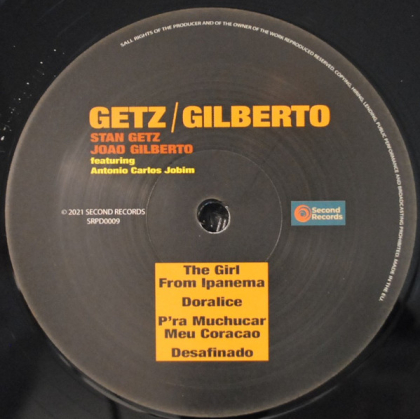Stan Getz, Jo&atilde;o Gilberto Featuring Antonio Carlos Jobim &ndash; Getz / Gilberto - фото 4